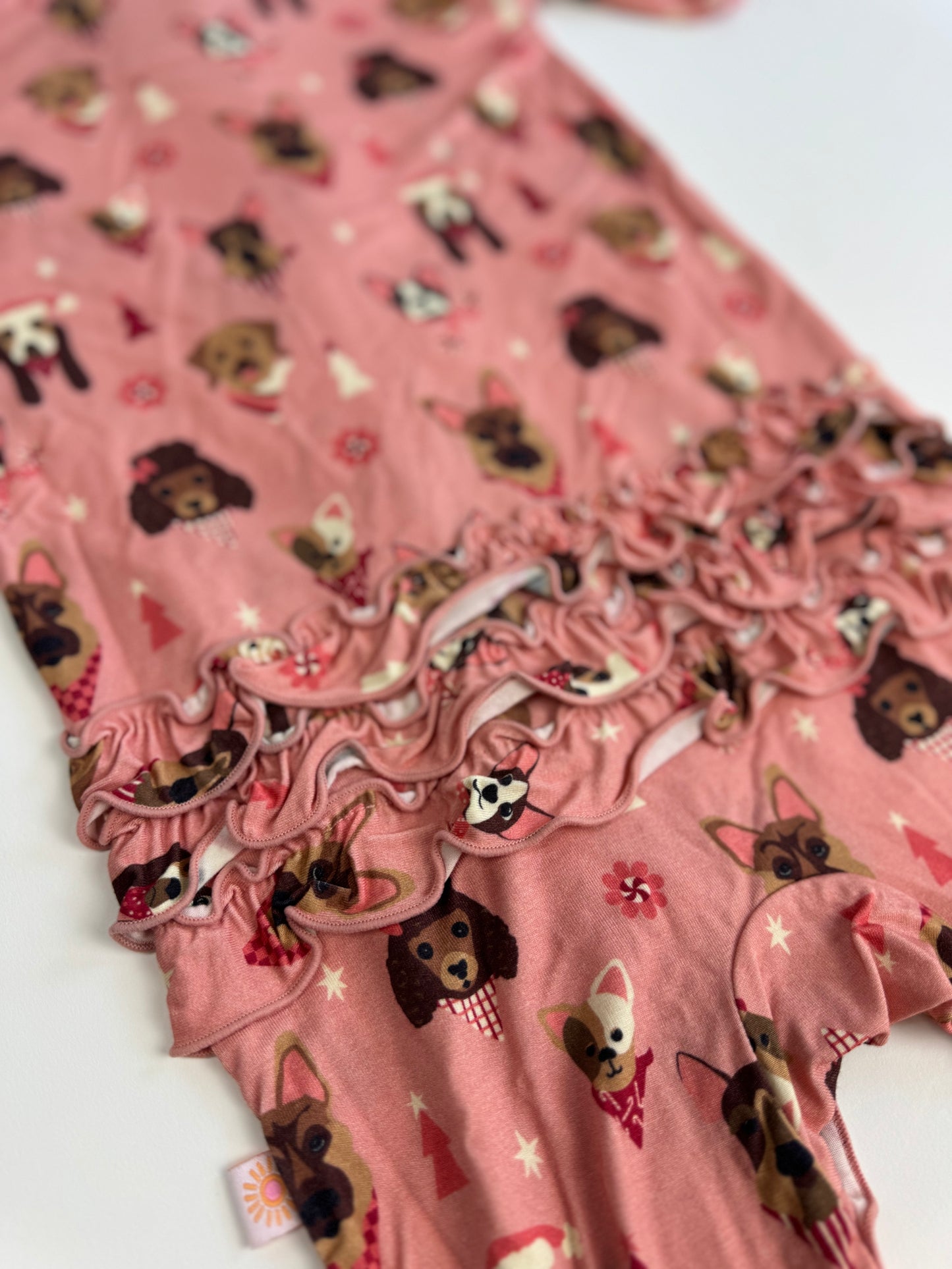 Santa Paws Zippy (Pink)